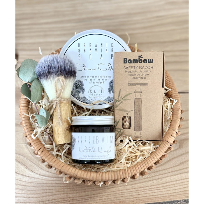 CLEAN CUT GIFT BASKET