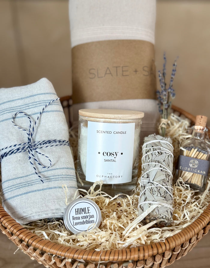 QUIET GLOW PRESENTKORG