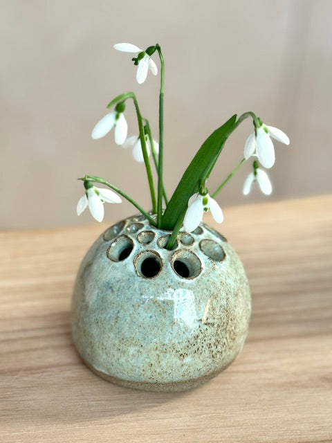 Ikebana boulder vase