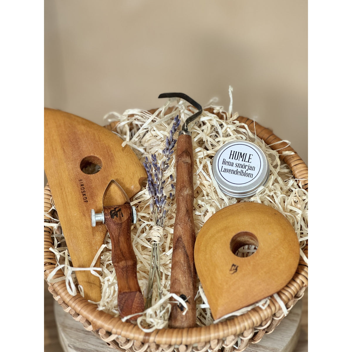 EARTH AND FIRE GIFT BASKET